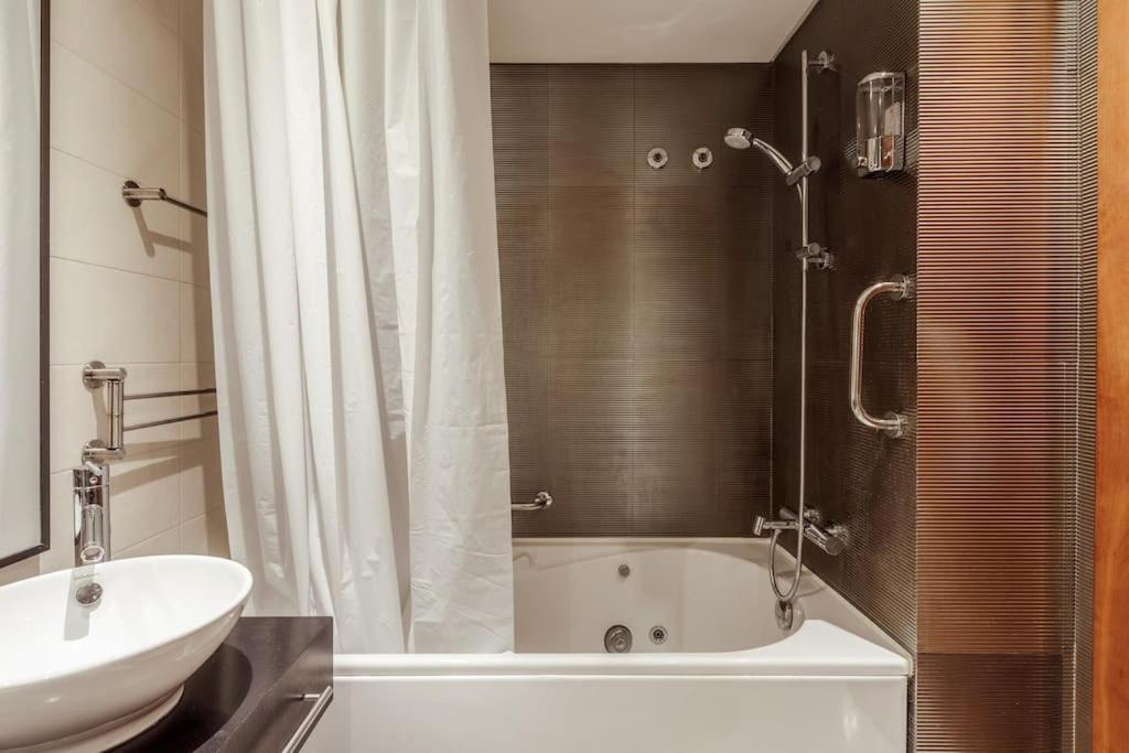 Charmoso Apartamento Sacavém Dış mekan fotoğraf